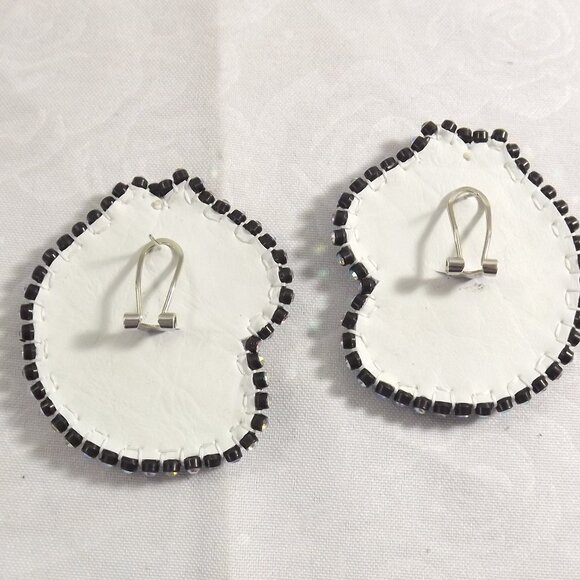 Beaded Horse Shaped Earrings with Decorative Insert - Picture 5 of 6